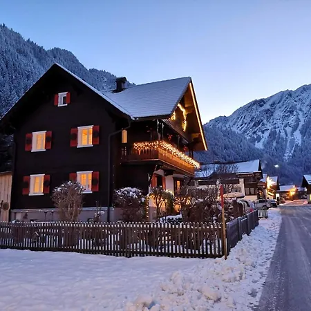 Haus Berta, Montafon بارتنين
