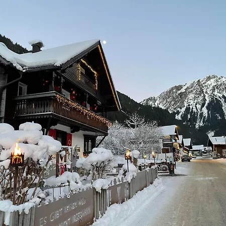 아파트 Haus Berta, Montafon 파르테넨