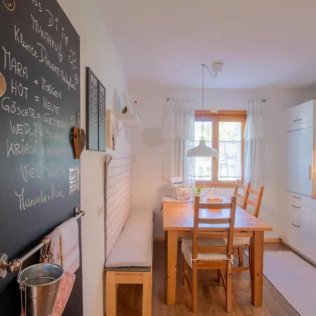 Haus Berta, Montafon * بارتنين